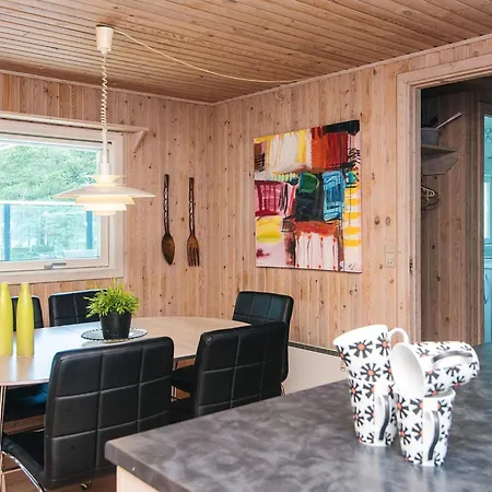 Spacious In Pine - By Traum